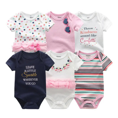 Pack of 6 Cotton Bodysuits - Comfort and Softness for Baby 🌿