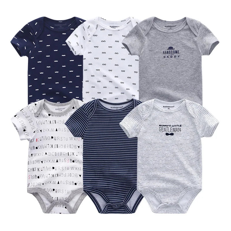 Pack of 6 Cotton Bodysuits - Comfort and Softness for Baby 🌿