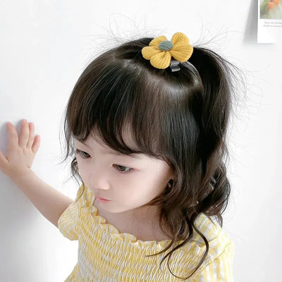 🌸 14-Piece Cute Floral Hair Clips for Girls