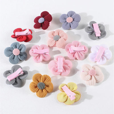 🌸 14-Piece Cute Floral Hair Clips for Girls